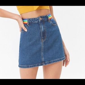 Rainbow trim denim skirt